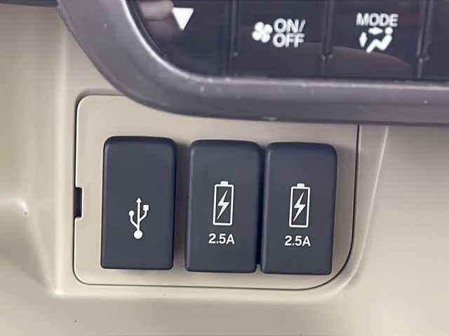 ホンダ Ｎ ＢＯＸ G L ホンダセンシング 愛知県 2019(令1)年 3.9万km モーニングミストブルーM /GathersディーラーOPナビ//AM/FM/CD/DVD/フルセグTV/iPod/SD/USB/BT/AUX//ビルトインETC//助手席側パワースライドドア//スマートキー&プッシュスタート//ステアリングスイッチ//オートクルーズコントロール//電動格納ウィンカーミラー//純正前方録画ドライブレコーダー//USB充電ポート2口//ルーフコンソール//LKA//PCS//TRC//後席ロールサンシェード//リヤコーナーセンサー//純正フロアマット//純正ドアバイザー