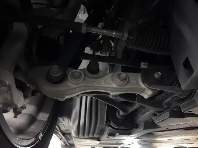 マツダ ＣＸ－６０ XD HV プレミアムスポーツ 三重県 2023(令5)年 2万km ロジウムホワイトプレミアムメタリック ディーゼルターボ・マイルドハイブリッド/4WD/MTモード付8AT/12.3インチナビ/（FM/AM/Bluetooth/USB/CarPlay/AndroidAuto/TV/HDMI）/360°ビュー・モニター/BOSEサウンドシステム（12スピーカー）/ドライブレコーダー前後/i-ACTIVSENSE/・スマートブレーキサポート/・レーダークルーズコントロール/・クルージング&トラフィックサポート/・ドライバー異常時対応システム/・ドライバーモニタリング/・レーンキープアシストシステム/・ブラインドスポットモニタリング/・クロストラフィックアラート（前後）/・パーキングセンサー（前後）/・ヒルディセントコントロール/・【DOP】ドライビングサポートプラス（急アクセル加速抑制機能）/など/装備/・パノラマサンルーフ/・茶革シート/・シートヒーター（D/N/2nd左右）＆ベンチレーション（D/N）/・ステアリングヒーター/・10wayパワーシート（Dメモリー付/N）/・ハンズフリーパワーリフトゲート/・ドライバーパーソナライズ/・アクティブドライビングディスプレイ/・150W電源/・ワイヤレス充電/・左右独立オートエアコン/・純正20inAW/・スマートキーx2＋DSP用x1/など