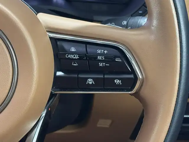 マツダ ＣＸ－６０ XD HV プレミアムスポーツ 三重県 2023(令5)年 2万km ロジウムホワイトプレミアムメタリック ディーゼルターボ・マイルドハイブリッド/4WD/MTモード付8AT/12.3インチナビ/（FM/AM/Bluetooth/USB/CarPlay/AndroidAuto/TV/HDMI）/360°ビュー・モニター/BOSEサウンドシステム（12スピーカー）/ドライブレコーダー前後/i-ACTIVSENSE/・スマートブレーキサポート/・レーダークルーズコントロール/・クルージング&トラフィックサポート/・ドライバー異常時対応システム/・ドライバーモニタリング/・レーンキープアシストシステム/・ブラインドスポットモニタリング/・クロストラフィックアラート（前後）/・パーキングセンサー（前後）/・ヒルディセントコントロール/・【DOP】ドライビングサポートプラス（急アクセル加速抑制機能）/など/装備/・パノラマサンルーフ/・茶革シート/・シートヒーター（D/N/2nd左右）＆ベンチレーション（D/N）/・ステアリングヒーター/・10wayパワーシート（Dメモリー付/N）/・ハンズフリーパワーリフトゲート/・ドライバーパーソナライズ/・アクティブドライビングディスプレイ/・150W電源/・ワイヤレス充電/・左右独立オートエアコン/・純正20inAW/・スマートキーx2＋DSP用x1/など