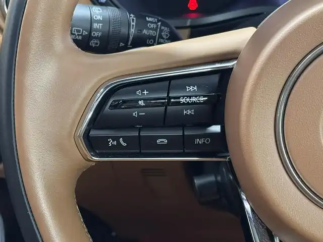 マツダ ＣＸ－６０ XD HV プレミアムスポーツ 三重県 2023(令5)年 2万km ロジウムホワイトプレミアムメタリック ディーゼルターボ・マイルドハイブリッド/4WD/MTモード付8AT/12.3インチナビ/（FM/AM/Bluetooth/USB/CarPlay/AndroidAuto/TV/HDMI）/360°ビュー・モニター/BOSEサウンドシステム（12スピーカー）/ドライブレコーダー前後/i-ACTIVSENSE/・スマートブレーキサポート/・レーダークルーズコントロール/・クルージング&トラフィックサポート/・ドライバー異常時対応システム/・ドライバーモニタリング/・レーンキープアシストシステム/・ブラインドスポットモニタリング/・クロストラフィックアラート（前後）/・パーキングセンサー（前後）/・ヒルディセントコントロール/・【DOP】ドライビングサポートプラス（急アクセル加速抑制機能）/など/装備/・パノラマサンルーフ/・茶革シート/・シートヒーター（D/N/2nd左右）＆ベンチレーション（D/N）/・ステアリングヒーター/・10wayパワーシート（Dメモリー付/N）/・ハンズフリーパワーリフトゲート/・ドライバーパーソナライズ/・アクティブドライビングディスプレイ/・150W電源/・ワイヤレス充電/・左右独立オートエアコン/・純正20inAW/・スマートキーx2＋DSP用x1/など