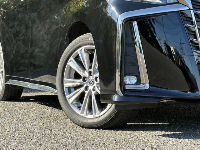 トヨタ アルファード S タイプゴールドⅢ 大分県 2022(令4)年 2.3万km ブラック 両側パワースライドドア /純正メモリーナビ/バックカメラ/フルセグ /Bluetooth/CD/DVDデッキ/ハーフレザーシート/ビルトインETC/オットマンシート/前後クリアランスソナー/純正3眼LEDヘッドライト/シーケンシャルウインカー/アダプティブクルーズコントロール/レーンキープアシスト/スマートキー/エンジンプッシュスタート/純正18インチアルミホイール