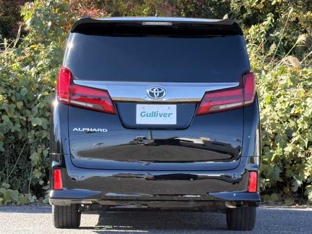 トヨタ アルファード S タイプゴールドⅢ 大分県 2022(令4)年 2.3万km ブラック 両側パワースライドドア /純正メモリーナビ/バックカメラ/フルセグ /Bluetooth/CD/DVDデッキ/ハーフレザーシート/ビルトインETC/オットマンシート/前後クリアランスソナー/純正3眼LEDヘッドライト/シーケンシャルウインカー/アダプティブクルーズコントロール/レーンキープアシスト/スマートキー/エンジンプッシュスタート/純正18インチアルミホイール