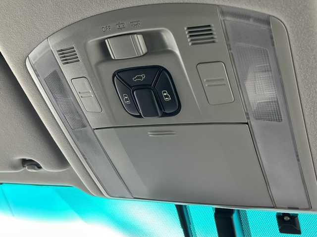 トヨタ ヴェルファイア 2．4Z ゴールデンアイズ 福島県 2013(平25)年 8万km ホワイトパールクリスタルシャイン /禁煙車//４WD//スマートキー//スペアキー//クルーズコントロール//純正ナビ//Bluetooth//フルセグテレビ//純正フリップダウンモニター//電動リアゲート//純正フロアマット//ハーフレザーシート//純正アルミホイール//横滑り防止装置//コーナーセンサー(前後)//オートライト//カーテンエアバック//ビルトインETC