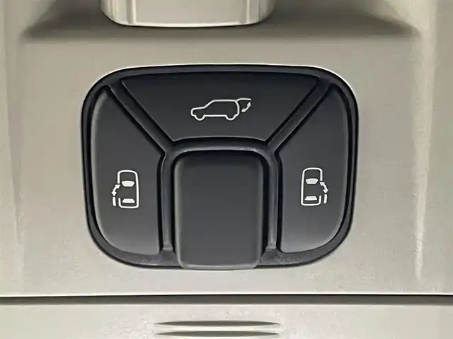 トヨタ ヴェルファイア 2．4Z ゴールデンアイズ 宮城県 2013(平25)年 11.3万km ブラック 純正メモリーナビ/（ＦＭ／ＡＭ／ＣＤ／Ｂｌｕｅｔｏｏｔｈ）　/フルセグテレビ　/ハーフレザーシート　/クルーズコントロール　/両側パワースライドドア　/パワーバックドア　/クールボックス　/フリップダウンモニター/コーナーセンサー/横滑り防止装置/スマートキー/プッシュスタート/ETC