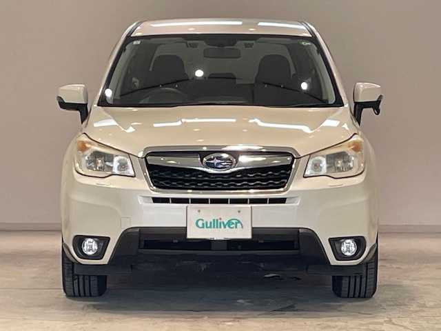 スバル フォレスター 2．0i－L アイサイト 宮城県 2013(平25)年 11.8万km サテンホワイトパール 4WD/レーンキープアシスト/衝突被害軽減システム/純正ナビ/バックカメラ/フルセグTV/Bluetooth、CD、DVD/クルーズコントロール/シートヒーター/パワーシート/X-MODE/MTモード付きAT/パドルシフト/プッシュスタート/オートライト/純正フロアマット/ETC/社外アルミホイール