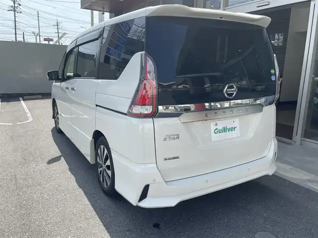日産 セレナ ハイウェイスターVセレクションⅡ 愛知県 2019(平31)年 8.4万km ブリリアントホワイトパール セーフティパックB /プロパイロット　/LDW /クリアランスソナー　/後席モニター　/パーキングアシスト　/アラウンドビュー　/デジタルインナーミラー　/ハンズフリー両側パワースライドドア　/LEDヘッド　/ステアリングスイッチ　/インテリジェントキー　/スペアキー
