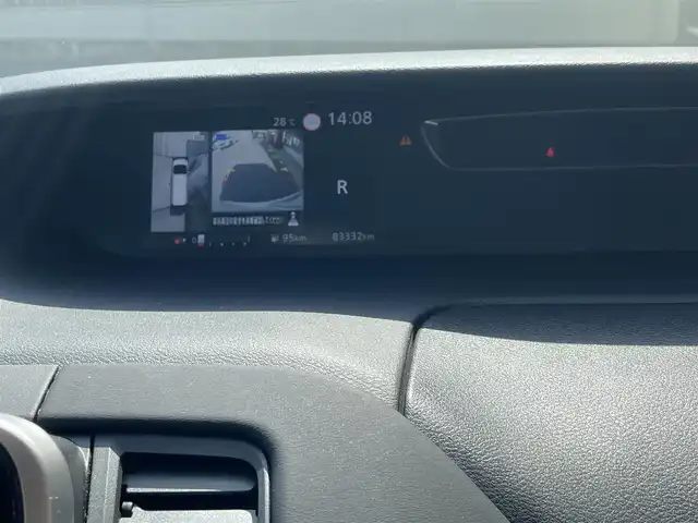 日産 セレナ ハイウェイスターVセレクションⅡ 愛知県 2019(平31)年 8.4万km ブリリアントホワイトパール セーフティパックB /プロパイロット　/LDW /クリアランスソナー　/後席モニター　/パーキングアシスト　/アラウンドビュー　/デジタルインナーミラー　/ハンズフリー両側パワースライドドア　/LEDヘッド　/ステアリングスイッチ　/インテリジェントキー　/スペアキー