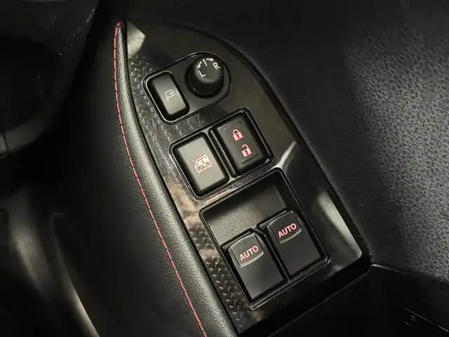 トヨタ ８６ GT リミテッド 三重県 2016(平28)年 6.5万km クリスタルホワイトパール プレミアムガソリン/FR/6F/純正 7インチナビ NSZT-W66T/（AM/FM/CD/DVD/TV/SD/SDREC/Bluetooth）/バックカメラ/ドライブレコーダー 前方/ETC/安全/・ABS/・VSC（ビークル・スタビリティ・コントロール）/・トラクションコントロール（TRACK機能付）/・ヒルスタートアシスト/・緊急ブレーキシグナル/・SRS 運転席・助手席＋サイド＋カーテンシールドエアバッグ/装備/・【OP】SACHSアブソーバー（フロント・リヤ）/・ウェッズスポーツ 社外18inAW*/・ハーフレザーシート（本革×アルカンターラ）/・シートヒーター（D/N）/・クルーズコントロール/・左右独立オートエアコン/・コンライト（ヘッドライト自動点灯・自動消灯システム）/・LEDヘッドランプ/・フロント（LED）＆リヤフォグランプ/・ステアリングスイッチ/・電動格納ドアミラー/・パワーステアリング/・パワーウインドウ/・プッシュスタート/・取/・予備スマートキーx1/*【アルミホイール】/・WedsSport RE05M/・18×8.5J ＋45 100-5H/・2022年12月製造