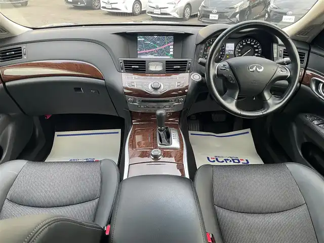 日産 フーガ 250GT Aパッケージ 宮城県 2016(平28)年 10.6万km スーパーブラック (株)IDOMが運営する【じしゃロン仙台店】の自社ローン専用車両になりますこちらは現金またはオートローンご利用時の価格です。自社ローンご希望の方は別途その旨お申付け下さい/ハーフレザーシート/パワーシート/HDDナビ/フルセグ/Bluetooth/アラウンドビューモニター/クルコン/ビルトインETC/クリアランスソナー/LEDヘッドライト