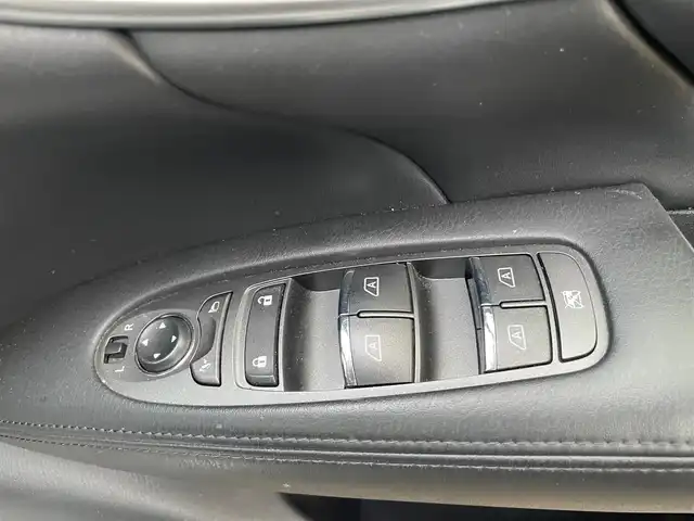 日産 フーガ 250GT Aパッケージ 宮城県 2016(平28)年 10.6万km スーパーブラック (株)IDOMが運営する【じしゃロン仙台店】の自社ローン専用車両になりますこちらは現金またはオートローンご利用時の価格です。自社ローンご希望の方は別途その旨お申付け下さい/ハーフレザーシート/パワーシート/HDDナビ/フルセグ/Bluetooth/アラウンドビューモニター/クルコン/ビルトインETC/クリアランスソナー/LEDヘッドライト