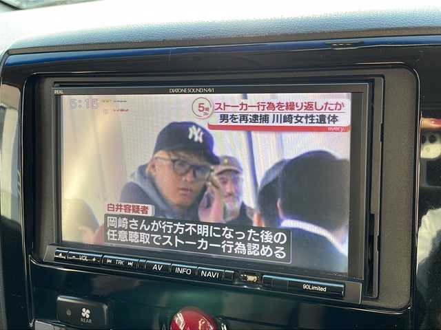 三菱 デリカＤ：５ D－Power package 新潟県 2015(平27)年 12.2万km ディープシーグリーンマイカ ワンオーナー/4WD/禁煙車/純正ディーラーオプションナビ/（ワンセグTV/DVD/AUX/BT/USB）/バックカメラ/前後ドライブレコーダー/ステアリングスイッチ/パドルシフト/マルチインフォメーションディスプレイ/ドライブモードセレクター/シートヒーター(D/N)/純正ドアバイザー/純正フロントグリル(車載)/両側パワースライドドア/オートリトラクタブルウィンカーミラー/純正オートHIDヘッドライト/フロントフォグライト/サイドアンダーミラー/スペアキー×1/ビルトインETC/保証書/取扱説明書/説明書