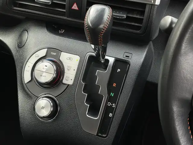 トヨタ シエンタ G クエロ 福岡県 2018(平30)年 2.9万km ブラックマイカ 純正7型SDナビ(フルセグTV/CD/DVD/BT)バックモニタートヨタセーフティセンス両側パワスラドラレコETCシートヒーターHDMIUSBポート純正LEDライト純正マットスマートキープッシュスタート