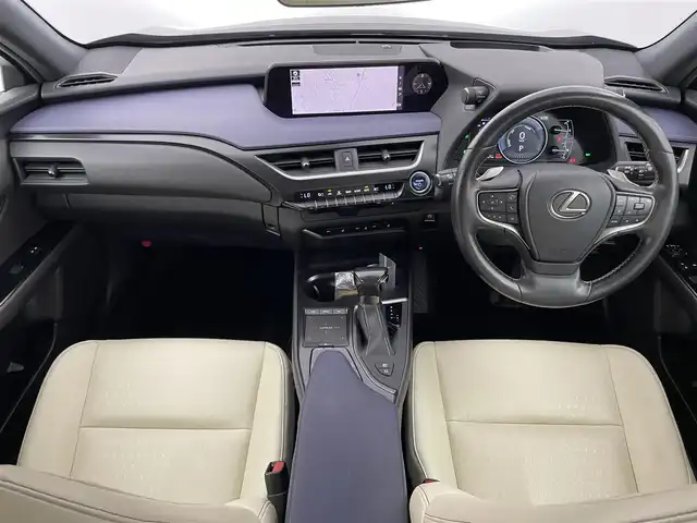 レクサス ＵＸ 250h アーバンエレガンス 埼玉県 2021(令3)年 2.8万km グラファイトブラックガラスフレーク 純正ナビ/フルセグ/サンルーフ/ガラスルーフ/プリクラッシュセーフティ/全方位カメラ/バックカメラ/コーナーセンサー/ETC2.0/ブラインドスポットモニター/電動リアゲート/LEDヘッドライト/レーダークルーズコントロール/パワーシート/パドルシフト/スマートキー/シートヒーター/純正アルミ/純正オーディオ/ウィンカーミラー/電動格納ミラー/プッシュスタート