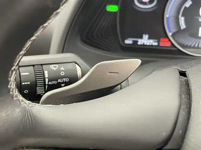レクサス ＵＸ 250h アーバンエレガンス 埼玉県 2021(令3)年 2.8万km グラファイトブラックガラスフレーク 純正ナビ/フルセグ/サンルーフ/ガラスルーフ/プリクラッシュセーフティ/全方位カメラ/バックカメラ/コーナーセンサー/ETC2.0/ブラインドスポットモニター/電動リアゲート/LEDヘッドライト/レーダークルーズコントロール/パワーシート/パドルシフト/スマートキー/シートヒーター/純正アルミ/純正オーディオ/ウィンカーミラー/電動格納ミラー/プッシュスタート