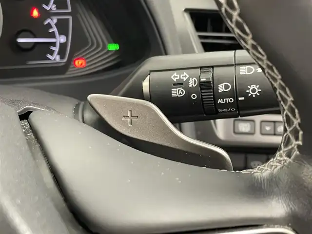 レクサス ＵＸ 250h アーバンエレガンス 埼玉県 2021(令3)年 2.8万km グラファイトブラックガラスフレーク 純正ナビ/フルセグ/サンルーフ/ガラスルーフ/プリクラッシュセーフティ/全方位カメラ/バックカメラ/コーナーセンサー/ETC2.0/ブラインドスポットモニター/電動リアゲート/LEDヘッドライト/レーダークルーズコントロール/パワーシート/パドルシフト/スマートキー/シートヒーター/純正アルミ/純正オーディオ/ウィンカーミラー/電動格納ミラー/プッシュスタート
