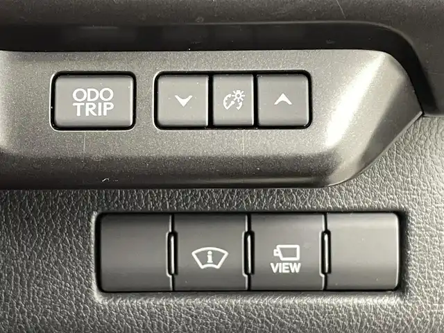 レクサス ＵＸ 250h アーバンエレガンス 熊本県 2021(令3)年 2.8万km グラファイトブラックガラスフレーク サンルーフ/純正ナビ（ApplCarPlay・AndroidAuto・CD・DVD・フルセグ・BT・USB）/パノラミックビュモニター/前後コーナーセンサー/ビルトインETC2.0/レクサスセーフティーシステム/・プリクラッシュセーフティ/・レーンキープアシスト/・ロードサインアシスト/・アダブティブクルーズコントロール/・オートハイビーム/・ブラインドスポットモニター/・リアクロストラフィックアラート/・駐車時支援パーキングサポートシステム/横滑り防止/パワーバックドア/前席シートヒーター/ステアリングヒーター/ヘッドアップディスプレイ/パドルシフト/電動パーキング/ブレーキホールド/レザーシート/純正フロアマット/純正１８インチAW/オートライト/LEDヘッドライト/フォグランプ/スマートキー/プッシュスタート