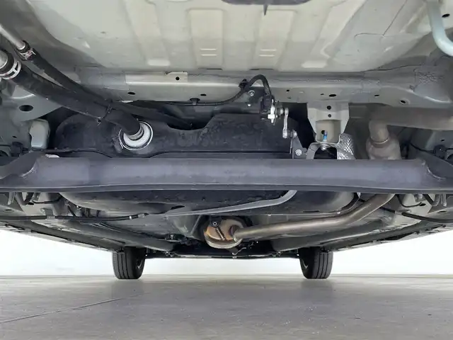 スズキ スペーシア ギア HYBRID XZ 大分県 2019(令1)年 4.6万km オフブルーメタリック/ガンメタリック2トーンルーフ 社外SDナビ/（フルセグ/CD/DVD/AM/FM）/全方位カメラ/ヘッドアップディスプレイ/衝突軽減装置/レーンアシスト/両側電動スライドドア/コーナーセンサー/ＬＥＤヘッドライト/スマートキー/プッシュスタート/ETC/前席シートヒーター