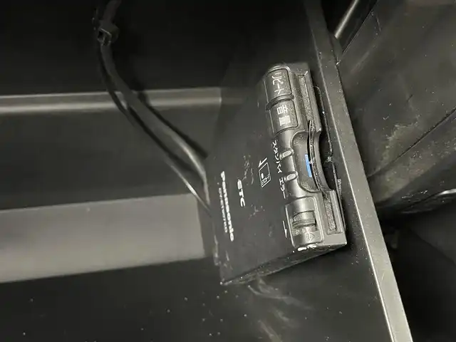 スズキ スペーシア ギア HYBRID XZ 大分県 2019(令1)年 4.6万km オフブルーメタリック/ガンメタリック2トーンルーフ 社外SDナビ/（フルセグ/CD/DVD/AM/FM）/全方位カメラ/ヘッドアップディスプレイ/衝突軽減装置/レーンアシスト/両側電動スライドドア/コーナーセンサー/ＬＥＤヘッドライト/スマートキー/プッシュスタート/ETC/前席シートヒーター