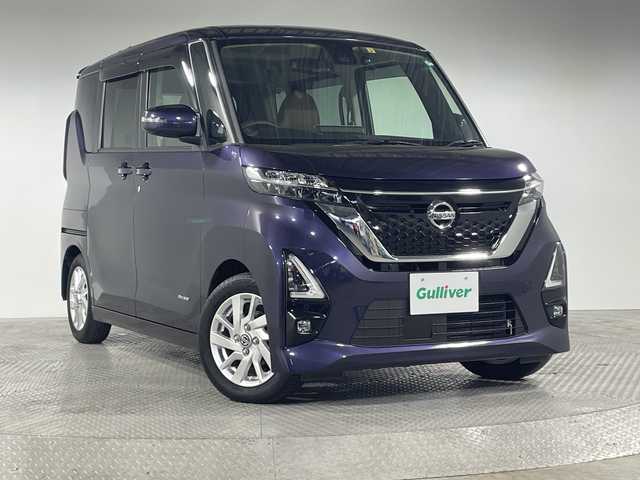 日産 ルークス ハイウェイスター Gターボ 神奈川県 2022(令4)年 2.8万km アメジストパープル ターボ/快適パックA/プレミアムグラデーションインテリア/純正9型SDナビゲーション【MM321D-L】/フルセグ　CD DVD　AM FM CD DVD　Bluetooth　iphone ipod /インテリジェントアラウンドビューモニター/先進安全装備/インテリジェントエマージェンシーブレーキ/踏み間違い防止アシスト/インテリジェントLI【車線逸脱防止支援システム】/車線逸脱警報/インテリジェントECW【前方衝突予測警報】/インテリジェントDA【ふらつき警報】/標識認識機能/ハンズフリー両側電動スライドドア【ロールサンシェード】/ブラウン革巻きステアリング/プラズマクラスター付きリアツーリングファン/グラデーションブラウン合皮×トリコットコンビシート/後席パーソナルテーブル/助手席シートバックUSB電源ソケット/SOSコール/純正ナビ連動前方ドライブレコーダー/自動防眩ミラー/プッシュスタート/スマートキー/純正14インチアルミホイール/純正リアスポイラー/LEDヘッドランプ/オートライト/LEDフロントフォグランプ/スペアキー