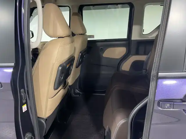 日産 ルークス ハイウェイスター Gターボ 神奈川県 2022(令4)年 2.8万km アメジストパープル ターボ/快適パックA/プレミアムグラデーションインテリア/純正9型SDナビゲーション【MM321D-L】/フルセグ　CD DVD　AM FM CD DVD　Bluetooth　iphone ipod /インテリジェントアラウンドビューモニター/先進安全装備/インテリジェントエマージェンシーブレーキ/踏み間違い防止アシスト/インテリジェントLI【車線逸脱防止支援システム】/車線逸脱警報/インテリジェントECW【前方衝突予測警報】/インテリジェントDA【ふらつき警報】/標識認識機能/ハンズフリー両側電動スライドドア【ロールサンシェード】/ブラウン革巻きステアリング/プラズマクラスター付きリアツーリングファン/グラデーションブラウン合皮×トリコットコンビシート/後席パーソナルテーブル/助手席シートバックUSB電源ソケット/SOSコール/純正ナビ連動前方ドライブレコーダー/自動防眩ミラー/プッシュスタート/スマートキー/純正14インチアルミホイール/純正リアスポイラー/LEDヘッドランプ/オートライト/LEDフロントフォグランプ/スペアキー