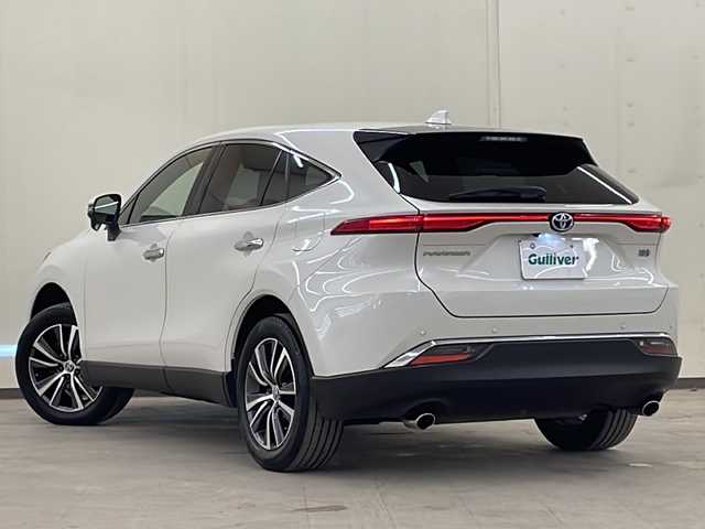 トヨタ ハリアー ハイブリッド G 道央・札幌 2021(令3)年 9.8万km ホワイトパールクリスタルシャイン /純正オーディオ//バックカメラ//フルセグテレビ//ETC2.0//クルーズコントロール追従走行あり//コーナーセンサー//4WD//AAC//スマートキー//レーンアシスト//横滑り防止装置//パワーシート//デジタルインナーミラー//オートライト//オートハイビーム//ハーフレザーシート//純正LEDヘッドライト//社外AW付き冬タイヤ積載