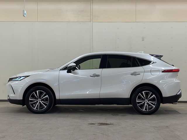 トヨタ ハリアー ハイブリッド G 道央・札幌 2021(令3)年 9.8万km ホワイトパールクリスタルシャイン /純正オーディオ//バックカメラ//フルセグテレビ//ETC2.0//クルーズコントロール追従走行あり//コーナーセンサー//4WD//AAC//スマートキー//レーンアシスト//横滑り防止装置//パワーシート//デジタルインナーミラー//オートライト//オートハイビーム//ハーフレザーシート//純正LEDヘッドライト//社外AW付き冬タイヤ積載