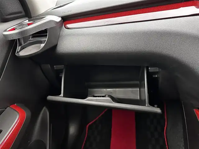 スズキ スイフト スポーツ 宮城県 2024(令6)年 1.6万km スピーディーブルーM ワンオーナー/6速MT/セーフティサポート/・デュアルセンサーブレーキサポート/・アダプティブクルーズコントロール/・リアパーキングセンサー/・車線逸脱警報機能/・車線逸脱抑制機能/・リアクロストラフィックアラート/・ブラインドスポットモニター/・ハイビームアシスト/・ふらつき警報機能/・標識認識機能/・先行車発進お知らせ機能/社外SDメモリナビ/・CD/DVD/・Bluetooth/・フルセグTV/バックカメラ/シートヒーター/革巻きステアリング/ステアリングスイッチ/オートエアコン/LEDヘッドランプ/フォグランプ/オートライト/スマートキー＆プッシュスタート/純正17インチAW（スタッドレス）/純正フロアマット/W/サイド/カーテンエアバッグ/取扱説明書/保証書