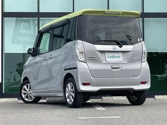 日産 デイズ ルークス ハイウェイスター Xターボ 和歌山県 2017(平29)年 4.6万km レモンライム/エアグレー 純正ナビ/アラウンドビューモニター/両側パワースライドドア/LEDヘッドライト/助手席回転リフトアップシート/LEDヘッドライト/フォグランプ/両側パワースライドドア/ツートンカラー/エマージェンシーブレーキ