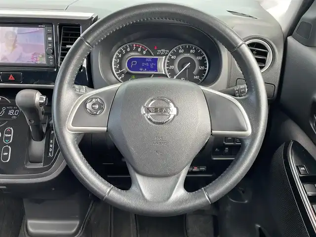 日産 デイズ ルークス ハイウェイスター Xターボ 和歌山県 2017(平29)年 4.6万km レモンライム/エアグレー 純正ナビ/アラウンドビューモニター/両側パワースライドドア/LEDヘッドライト/助手席回転リフトアップシート/LEDヘッドライト/フォグランプ/両側パワースライドドア/ツートンカラー/エマージェンシーブレーキ