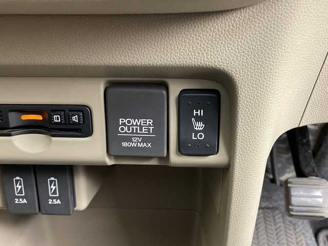 ホンダ Ｎ ＷＧＮ G SSコンフォートパッケージ 鹿児島県 2017(平29)年 4.4万km プレミアムアガットブラウンP あんしんパッケージ/・シティブレーキアクティブシステム（低速域衝突軽減ブレーキ+誤発進抑制機能）/・前席用i-サイドエアバッグシステム＋サイドカーテンエアバッグシステム/横滑り防止装置/運転席助手席シートヒーター/社外ナビ（AVIC-MR299）/FM/AM/BTオーディオ/フルセグTV/プッシュスタート/ETC/スペアキー/記録簿：R6/11/30/取扱説明書