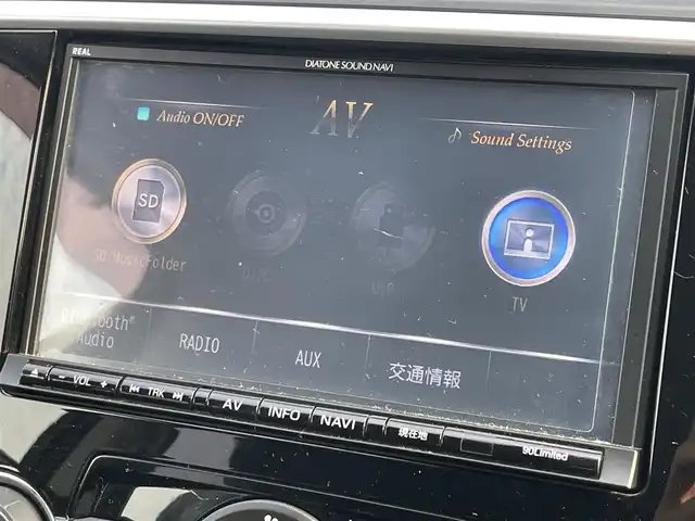 スバル レヴォーグ 1．6GT アイサイト 滋賀県 2015(平27)年 14.3万km クリスタルホワイトP 純正SDナビ/・AM/FM/・CD/DVD/・SD/USB/・Bluetooth/・フルセグTV/バックカメラ/ステアリングスイッチ/革巻きステアリング/パドルシフト/ETC/ミラー一体型前後ドラレコ/前席パワーシート/前席シートヒーター/運転席メモリーシート/オートマチックヘッドライト/LEDヘッドライト/フォグランプ/衝突軽減ブレーキ/レーンキープアシスト/先行車発進告知/アダプティブクルーズコントロール/電動格納ミラー/社外17インチアルミホイール/スマートキー×2