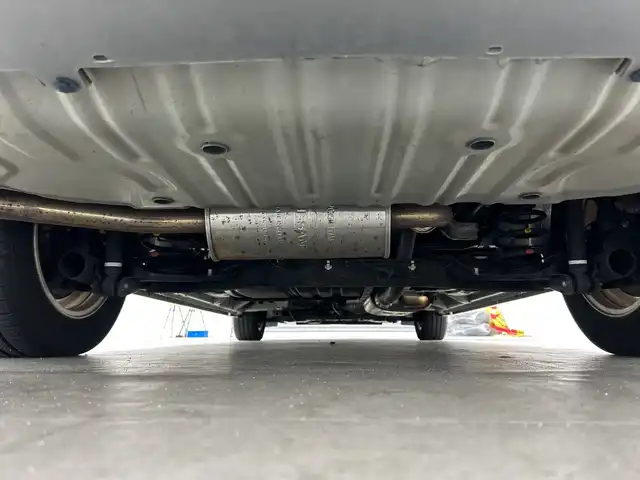 日産 セレナ ハイウェイスター Sハイブリッド 三重県 2015(平27)年 5.9万km ブリリアントシルバー /禁煙車//純正ナビ//衝突軽減//クルーズコントロール//車線逸脱警報//前方ドライブレコーダー//ETC//横滑り防止装置//革巻きステアリング//アイドリングストップ//純正フロアマット//スマートキー//プッシュスタート