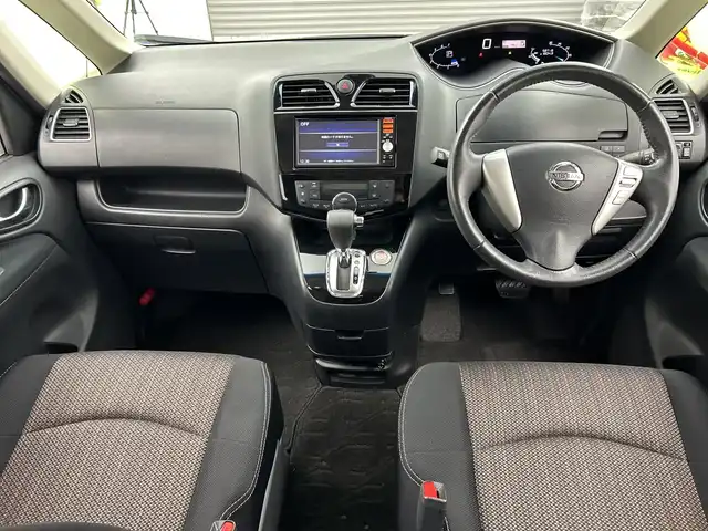 日産 セレナ ハイウェイスター Sハイブリッド 三重県 2015(平27)年 5.9万km ブリリアントシルバー /禁煙車//純正ナビ//衝突軽減//クルーズコントロール//車線逸脱警報//前方ドライブレコーダー//ETC//横滑り防止装置//革巻きステアリング//アイドリングストップ//純正フロアマット//スマートキー//プッシュスタート