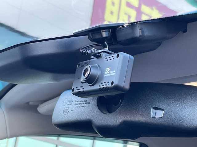 レクサス ＮＸ 300h Iパッケージ 長野県 2018(平30)年 5万km グラファイトブラックガラスフレーク 禁煙車/黒革シート/純正ナビ/フルセグTV/バックカメラ/全周囲カメラ/ステアリングスイッチ/純正１７インチアルミホイール/ブラインドスポットモニタリング/パーキングサポートブレーキ/オートマチックハイビーム/レーンキープアシスト/アイドリングストップ/前席シートヒーター/前席パワーシート/ビルトインETC/オートライト/パドルシフト/ハンドルヒーター/メモリーシート/ドラレコ