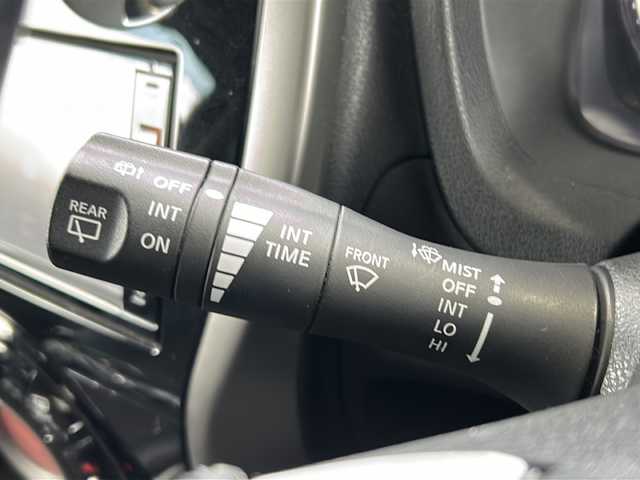 日産 ノート メダリスト エマージェンシーB 鳥取県 2014(平26)年 8.9万km スーパーブラック スマートキー/ハーフレザーシート/プリクラッシュセーフティ/レーンデパーチャー/ドライブレコーダー/純正メモリナビ/ワンセグ・Bluetooth/バックカメラ/オートエアコン/オートライト/LEDヘッドライト/革巻ステアリング/フォグライト/社外AWスタットレス４本積込/ETCユニット/保証書・取説