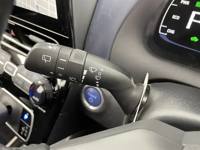 トヨタ アクア Z 大分県 2021(令3)年 2.2万km プラチナホワイトパールマイカ 純正ディスプレイオーディオ/フルセグ/BT/applecarplay/androidauto/ETC/バックカメラ/シートヒーター（D/N）/パワーシート（D）/ドラレコ前後/ステアリングヒーター/トヨタセーフティーセンス/衝突軽減ブレーキ/レーンキープアシスト/コーナーセンサー/標識認識機能/オートハイビーム/レーダークルーズ/モデリスタ（F/S/R）/AC100W