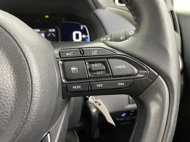 トヨタ アクア Z 大分県 2021(令3)年 2.2万km プラチナホワイトパールマイカ 純正ディスプレイオーディオ/フルセグ/BT/applecarplay/androidauto/ETC/バックカメラ/シートヒーター（D/N）/パワーシート（D）/ドラレコ前後/ステアリングヒーター/トヨタセーフティーセンス/衝突軽減ブレーキ/レーンキープアシスト/コーナーセンサー/標識認識機能/オートハイビーム/レーダークルーズ/モデリスタ（F/S/R）/AC100W