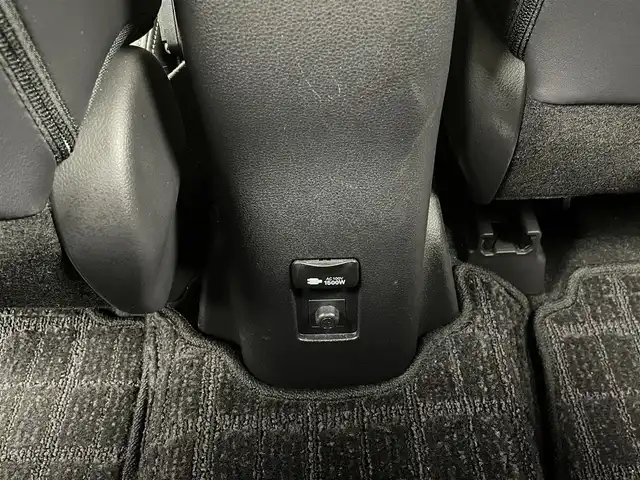 トヨタ アクア Z 大分県 2021(令3)年 2.2万km プラチナホワイトパールマイカ 純正ディスプレイオーディオ/フルセグ/BT/applecarplay/androidauto/ETC/バックカメラ/シートヒーター（D/N）/パワーシート（D）/ドラレコ前後/ステアリングヒーター/トヨタセーフティーセンス/衝突軽減ブレーキ/レーンキープアシスト/コーナーセンサー/標識認識機能/オートハイビーム/レーダークルーズ/モデリスタ（F/S/R）/AC100W