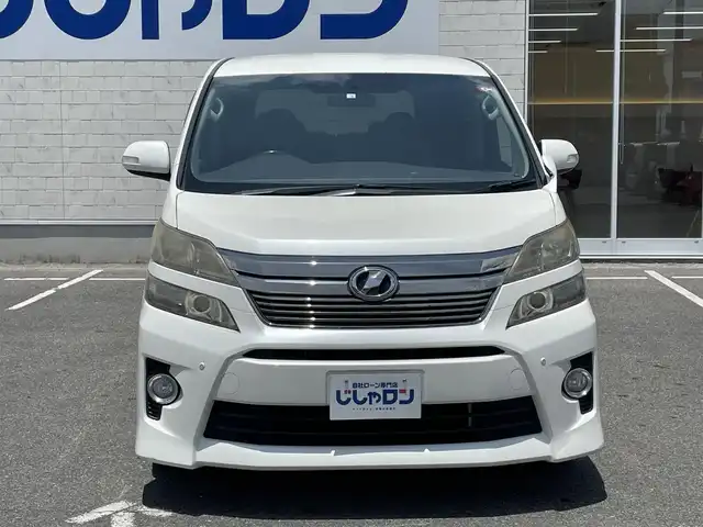 トヨタ ヴェルファイア 2．4Z 佐賀県 2012(平24)年 12.2万km ホワイトパールクリスタルシャイン （株）IDOMが運営する【じしゃロン佐賀店】の自社ローン専用車両になります。こちらは現金またはオートローンご利用時の価格です。自社ローンご希望の方は別途その旨お申し付けください。/HDDナビ/バックカメラ/Bluetooth/フルセグTV/ビルトインETC/フリップダウンモニター/両側パワースライドドア/HIDヘッドライト/オートライト/プッシュスタート