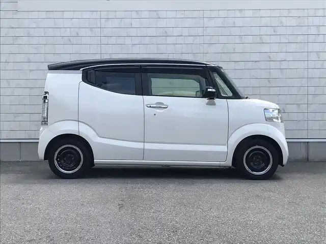 ホンダ Ｎ ＢＯＸ スラッシュ G Aパッケージ 栃木県 2015(平27)年 5.5万km プレミアムホワイトパールⅡ 株)IDOMが運営する【じしゃロン小山店】の自社ローン専用車両になります。こちらは現金またはオートローンご利用時の価格です。自社ローンご希望の方は別途その旨お申付け下さい//禁煙車/純正ワンセグナビ/（CD/DVD/AM/FMラジオ）/(Bluetooth)/スマートキー/プッシュスタート/バックカメラ/シティブレーキアクティブシステム/チップアップシート/ステアリングリモコン/電動格納ドアミラー/パワーウインドウー/オートライト