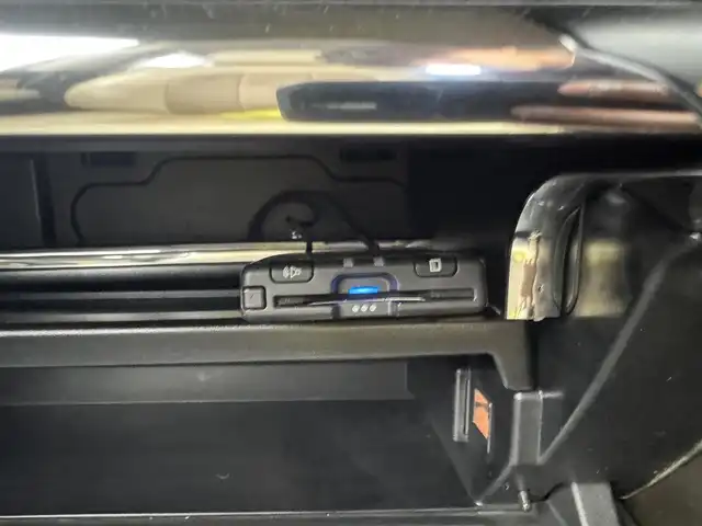 トヨタ ランドクルーザー AX 新潟県 2008(平20)年 8.6万km ホワイトパールクリスタルシャイン ４WD　/ディーラーOPナビ　/V8エンジン　/プッシュスタート　/クルーズコントロール　/ウッドコンビハンドル　/ハーフレザーシート　/フォグランプ　/ETC　/純正アルミホイール積み込み　/社外アルミホイール　/スペアキー
