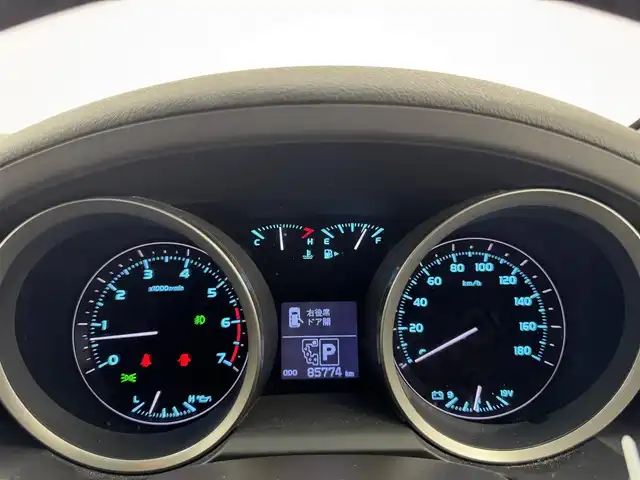 トヨタ ランドクルーザー AX 新潟県 2008(平20)年 8.6万km ホワイトパールクリスタルシャイン ４WD　/ディーラーOPナビ　/V8エンジン　/プッシュスタート　/クルーズコントロール　/ウッドコンビハンドル　/ハーフレザーシート　/フォグランプ　/ETC　/純正アルミホイール積み込み　/社外アルミホイール　/スペアキー