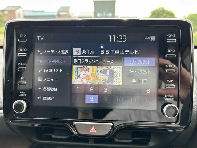 トヨタ ヤリスクロス ハイブリッド Z 富山県 2021(令3)年 8.3万km ホワイトパールクリスタルシャイン ４WD/ワンオーナー/パノラミックビューモニター/純正ディスプレイオーディオ/Bluetooth/フルセグTV/トヨタチームメイト/トヨタセーフティセンス/プリクラッシュセーフティ/レーントレーシングアシスト/レーダークルーズコントロール/オートマチックハイビーム/ロードサインアシスト/ブラインドスポットモニター/運転席パワーシート/前席シートヒーター/LEDオートライト/LEDフォグライト/コーナーセンサー/ドライブレコーダー