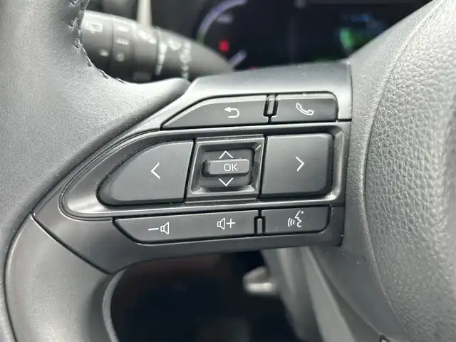 トヨタ ヤリスクロス ハイブリッド Z 富山県 2021(令3)年 8.3万km ホワイトパールクリスタルシャイン ４WD/ワンオーナー/パノラミックビューモニター/純正ディスプレイオーディオ/Bluetooth/フルセグTV/トヨタチームメイト/トヨタセーフティセンス/プリクラッシュセーフティ/レーントレーシングアシスト/レーダークルーズコントロール/オートマチックハイビーム/ロードサインアシスト/ブラインドスポットモニター/運転席パワーシート/前席シートヒーター/LEDオートライト/LEDフォグライト/コーナーセンサー/ドライブレコーダー