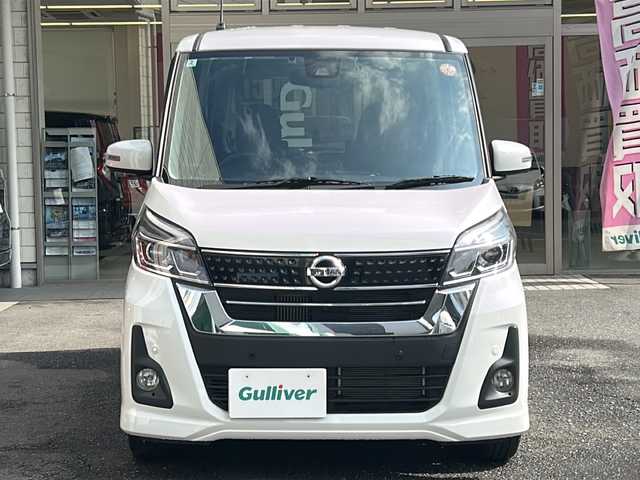 日産 デイズ ルークス ハイウェイスター Xターボ 埼玉県 2020(令2)年 1.5万km ホワイトパール 登録時１４９８４ｋｍ/純正7インチSDナビ（MM319D-W）/FM/AM/BT/CD/DVD/フルセグTV/AUX/ミュージックサーバー（SD）/衝突軽減装置/横滑り防止機能/レーンキープアシスト/全周囲カメラ/片側パワースライドドア/オートハイビーム/アイドリングストップ/ETC2.0/ナビ連動型純正前方ドライブレコーダー/ステアリングリモコン/純正１４インチアルミホイール/LEDヘッドライト/フォグランプ/オートライト/ハイビームアシスト/ドアバイザー/左右ロールサンシェード/純正フロアマット/電動格納ミラー/ウィンカーミラー/スマートキー×２/保証書/取扱説明書