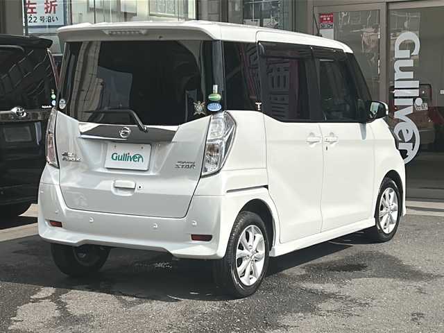 日産 デイズ ルークス ハイウェイスター Xターボ 埼玉県 2020(令2)年 1.5万km ホワイトパール 登録時１４９８４ｋｍ/純正7インチSDナビ（MM319D-W）/FM/AM/BT/CD/DVD/フルセグTV/AUX/ミュージックサーバー（SD）/衝突軽減装置/横滑り防止機能/レーンキープアシスト/全周囲カメラ/片側パワースライドドア/オートハイビーム/アイドリングストップ/ETC2.0/ナビ連動型純正前方ドライブレコーダー/ステアリングリモコン/純正１４インチアルミホイール/LEDヘッドライト/フォグランプ/オートライト/ハイビームアシスト/ドアバイザー/左右ロールサンシェード/純正フロアマット/電動格納ミラー/ウィンカーミラー/スマートキー×２/保証書/取扱説明書
