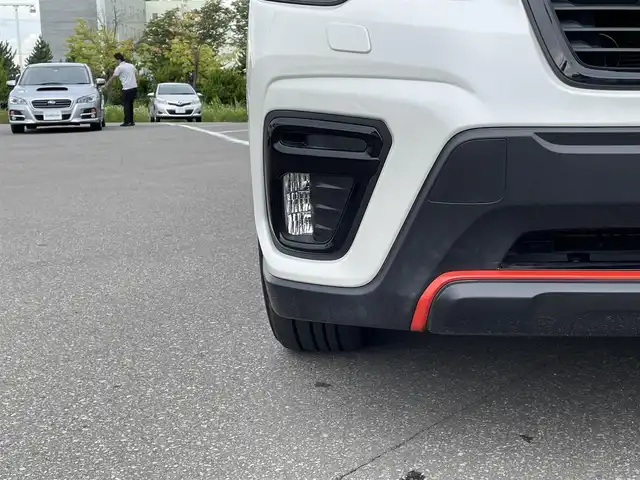 スバル フォレスター X－ブレイク 青森県 2019(令1)年 4.7万km クリスタルホワイトP ・4WD/・純正ディーラーSDナビ/・フルセグ/Bluetooth/・バックカメラ/・純正ドライブレコーダー/・アイサイトセーフティープラス/・ブラインドスポットモニター/・デジタルインナーミラー/・レーンキープアシスト/・レーダークルーズコントロール/・パワーバックドア/・ルーフレール/・ハーフレザーシート/・前席シートヒーター/・スマートキー/・前後コーナーセンサー/・オートマチックハイビーム/・パドルシフト/・純正17AW/・純正LEDヘッドライト/・ETC/・保証書・取説あり