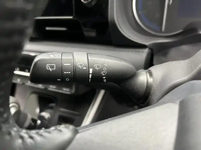 トヨタ ヴォクシー ハイブリッド S－Z 鹿児島県 2022(令4)年 3.8万km グリッターブラックガラスフレーク ワンオーナー/純正10.5インチディスプレイオーディオPlus/純正13.2インチ有機ELディスプレイ/バックカメラ/快適利便パッケージ/ドライビングサポートパッケージ/ブラインドスポットモニター/アドバンスドドライブ/パーキングサポートブレーキ/プロジェクター式LEDヘッドランプ/アダプティブハイビームシステム/両側パワースライドドア/純正ドライブレコーダー/純正ETC2.0/純正フロアマット/保証書/取説書