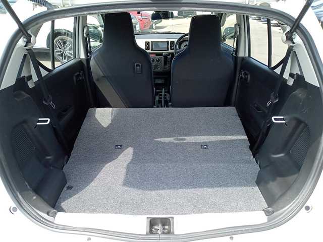 スズキ アルト L 福井県 2020(令2)年 2万km スペリアホワイト 社外メモリナビ（MDV-D207）/・（CD/FM/AM/AUX）/バックカメラ/D席シートヒーター/純正フロアマット/リモコンキー