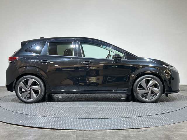 日産 オーラ 愛媛県 2022(令4)年 2.7万km 黒 純正9型ナビ/プロパイロット/フルセグテレビ/バックカメラ/全周囲カメラ/衝突被害軽減ブレーキ/BOSEサウンドシステム/ETC2.0/ワイヤレス充電/シートヒーター/ステアリングヒーター/HDMI/ブラインドスポットモニター/Bluetooth/ドライブレコーダー/合皮シート/カラーコードGAT